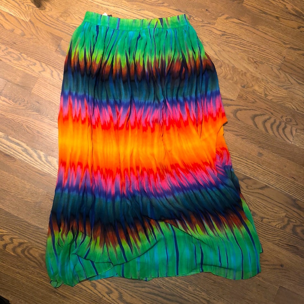 Vince Camuto Buenos Aires midi skirt. NWT sz 6